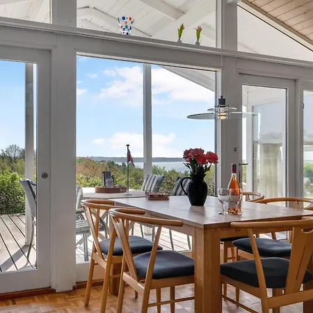 Σπίτι διακοπών Stunning In With 2 Bedrooms And Wifi